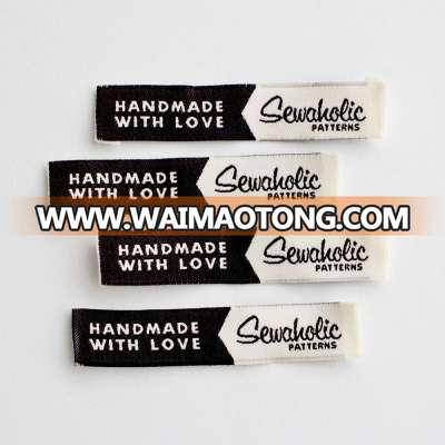 2018 New custom china factory direct sale the most fashionable fabric logo garment wove labels